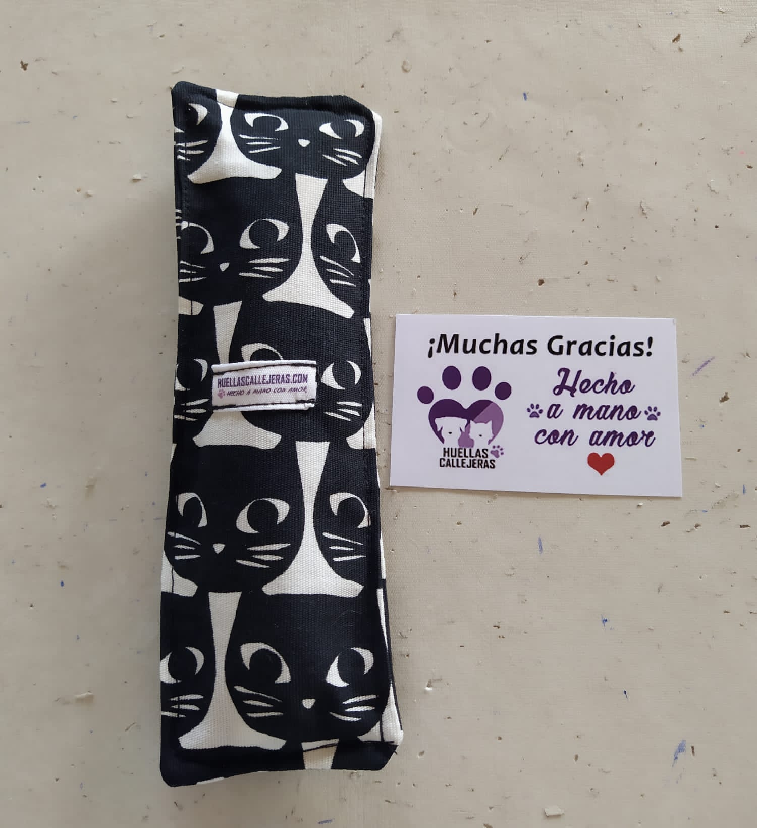 Juguete-de-tela-para-gatos-con-catnip