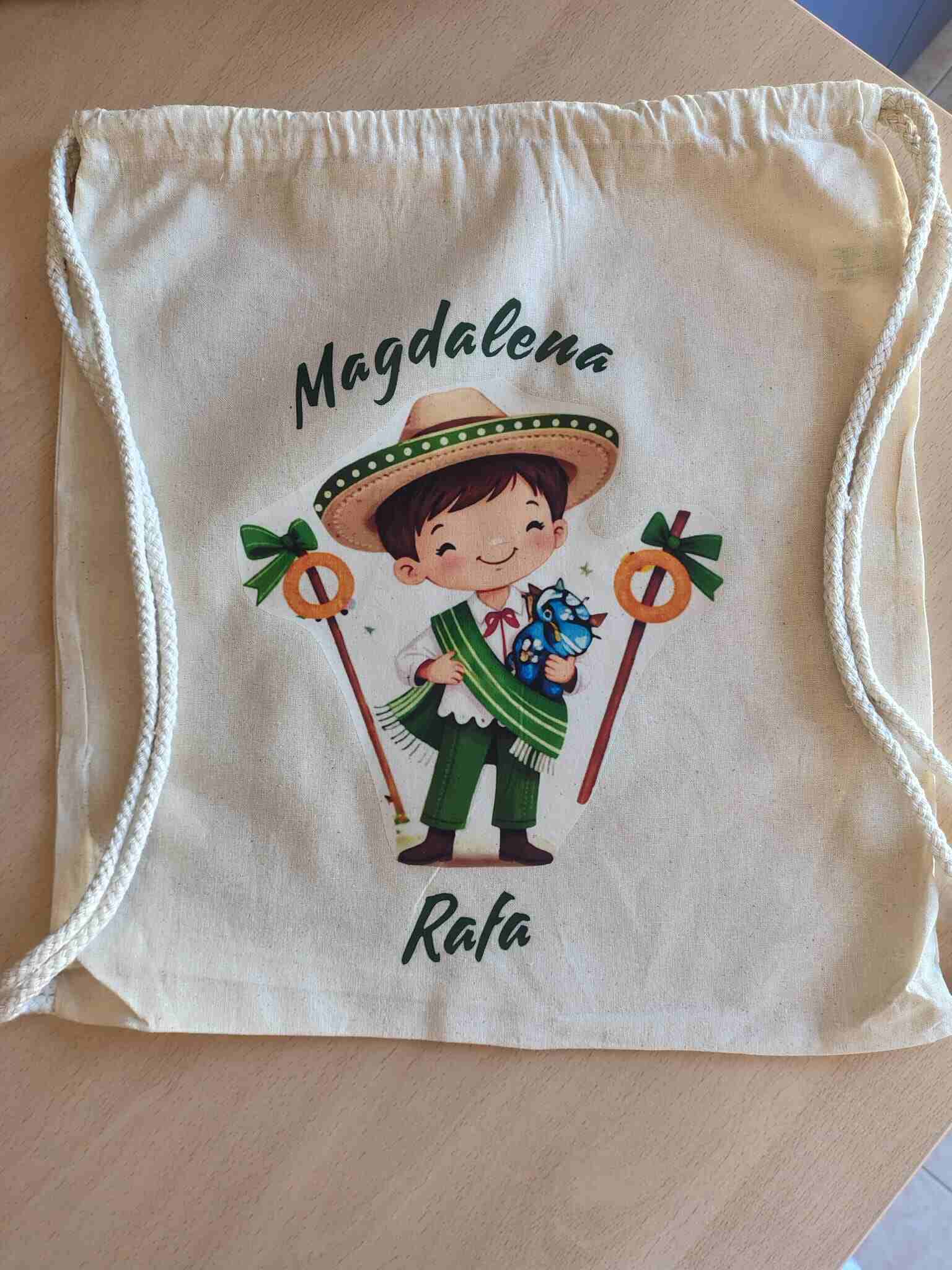 mochila nino magdalena